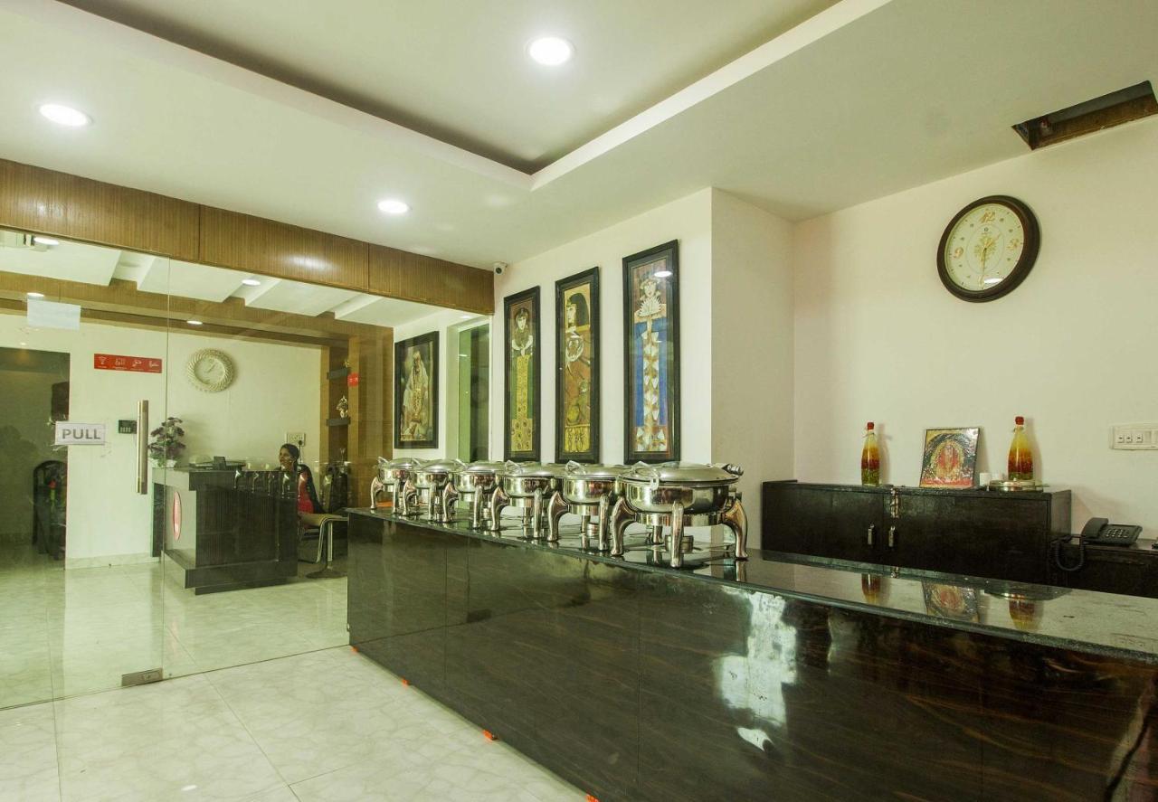 Collection O Govinda Sai Hotel Shirdi Exterior photo