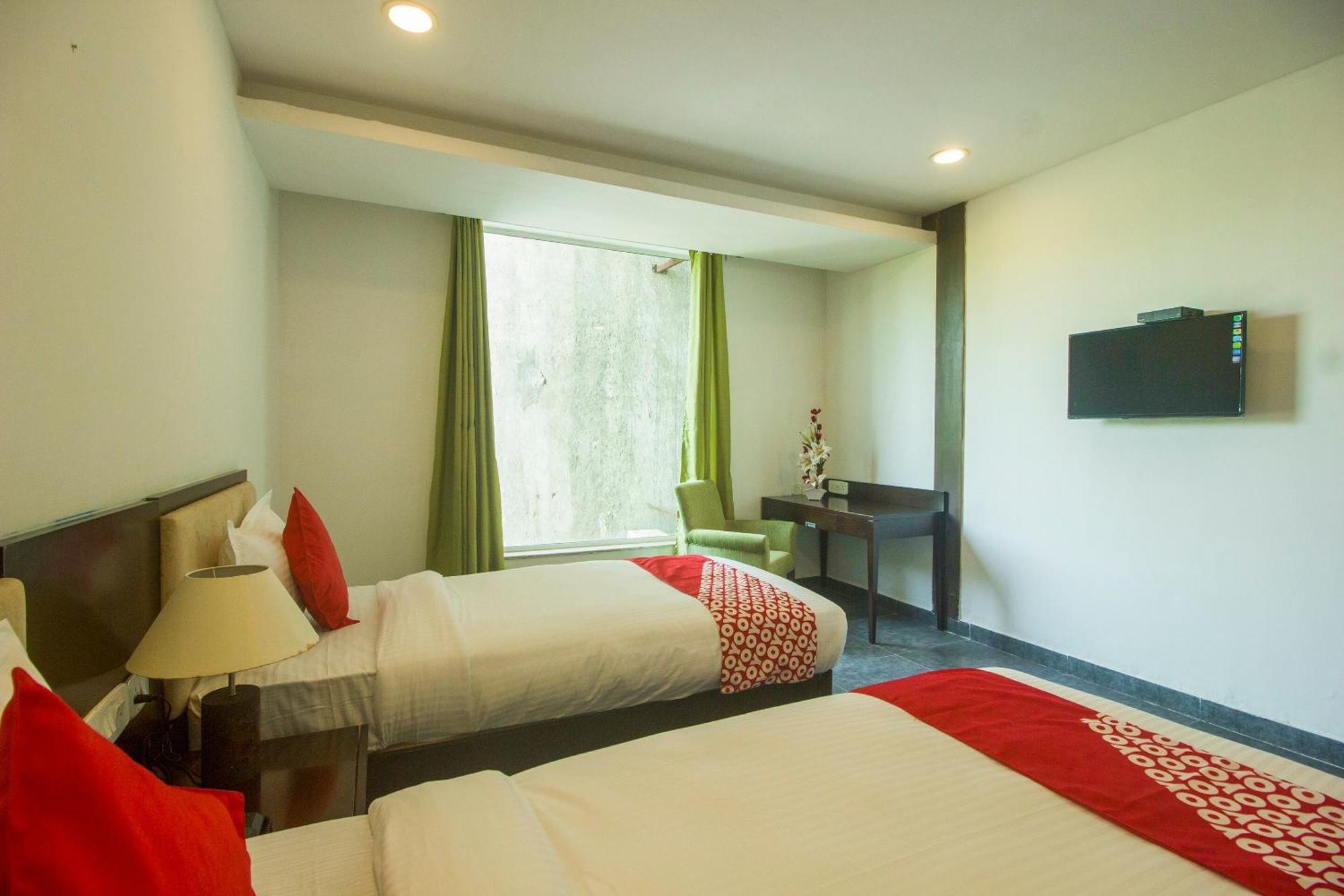 Collection O Govinda Sai Hotel Shirdi Exterior photo